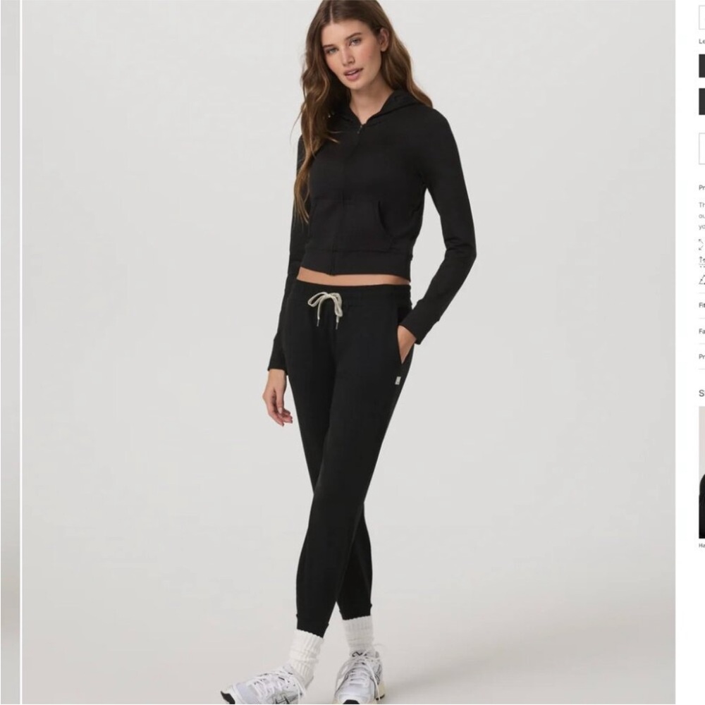 Vuori Women's Black Jogger Pants